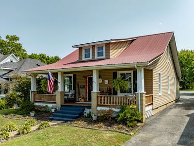 420 Clinchfield Ave, Erwin, TN, 37650