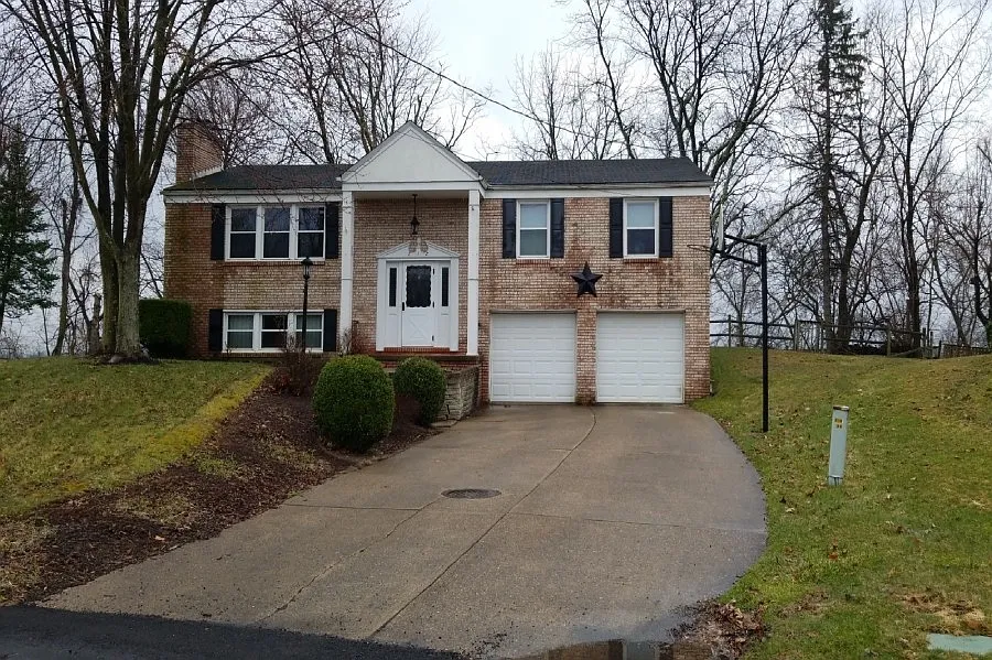 212 Gotham Ln photo 1
