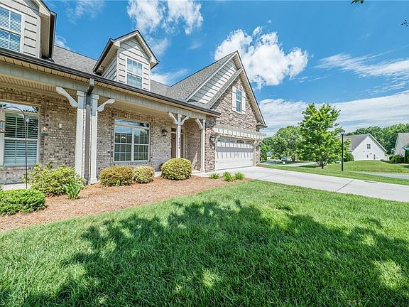 3rd image of 5209 Sunny Brook Ct