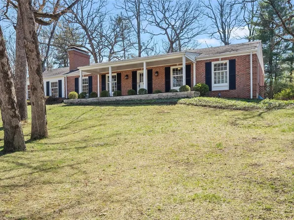 7416 Granbury Cir, Saint Louis, MO 63123