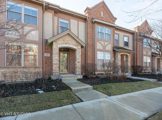 1955 Farnsworth Ln, Northbrook, IL 60062