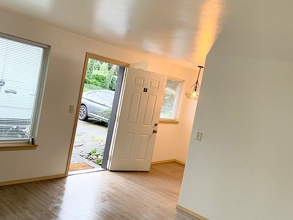 3rd image of 9222 Kenwood Dr SW APT B