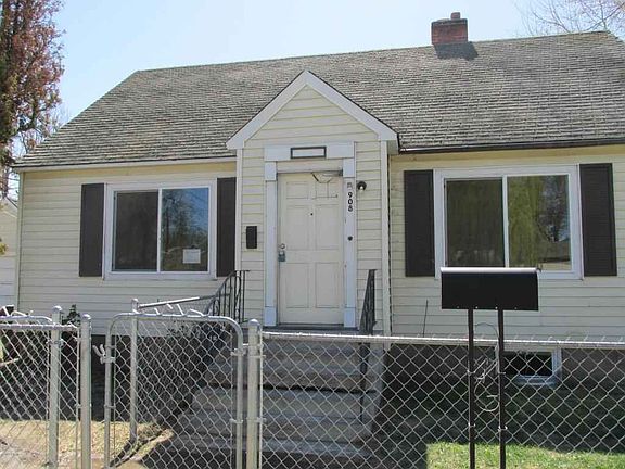 4th image of 908 Maclaren St