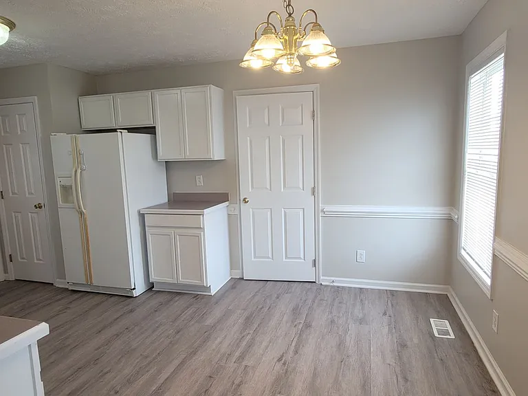 7404 Shillinglaw Cir — Photo 8