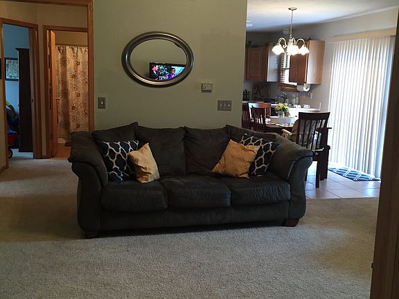 4th image of 2115 Gunnison Dr