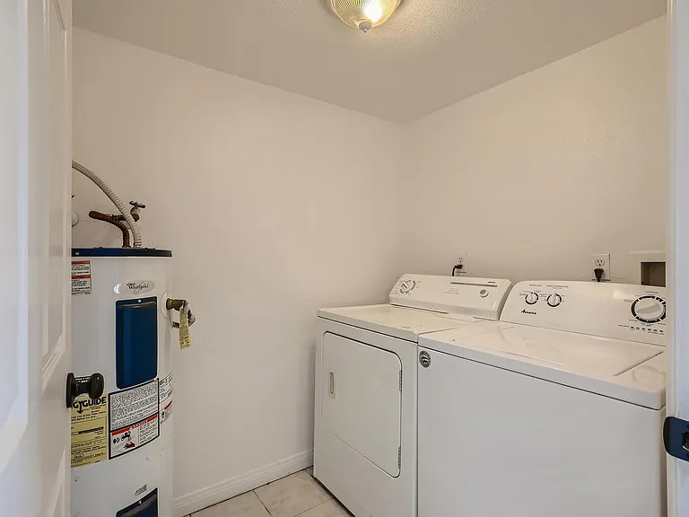 4364 Tara Ave #D — Photo 21