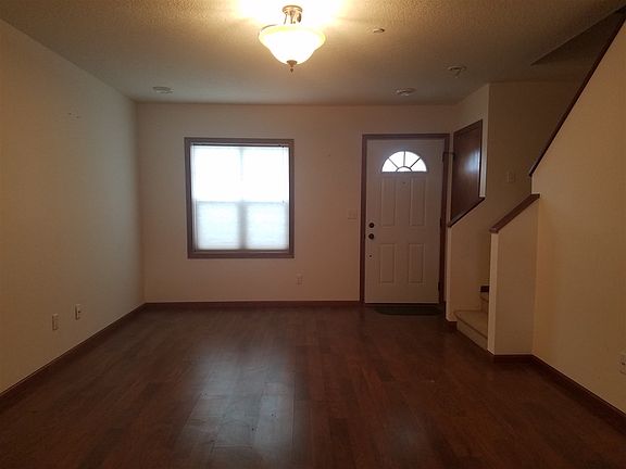 2nd image of 314 10th Ave SE