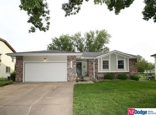 14956 Charles Plz, Omaha, NE 68154