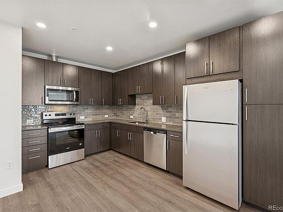 2nd image of 639 29th Street #613