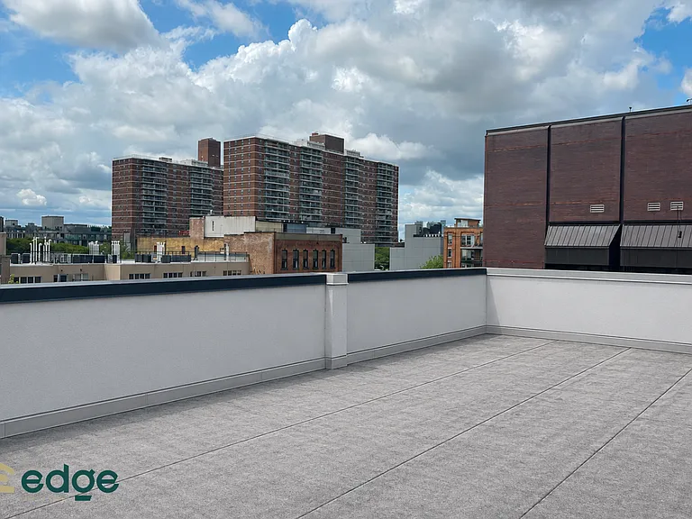 133 Leonard St #4F — Photo 8