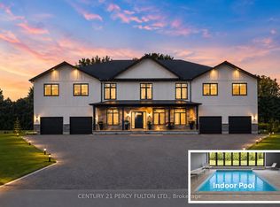 86 Woodland Dr, Norfolk County, ON N3Y4J9