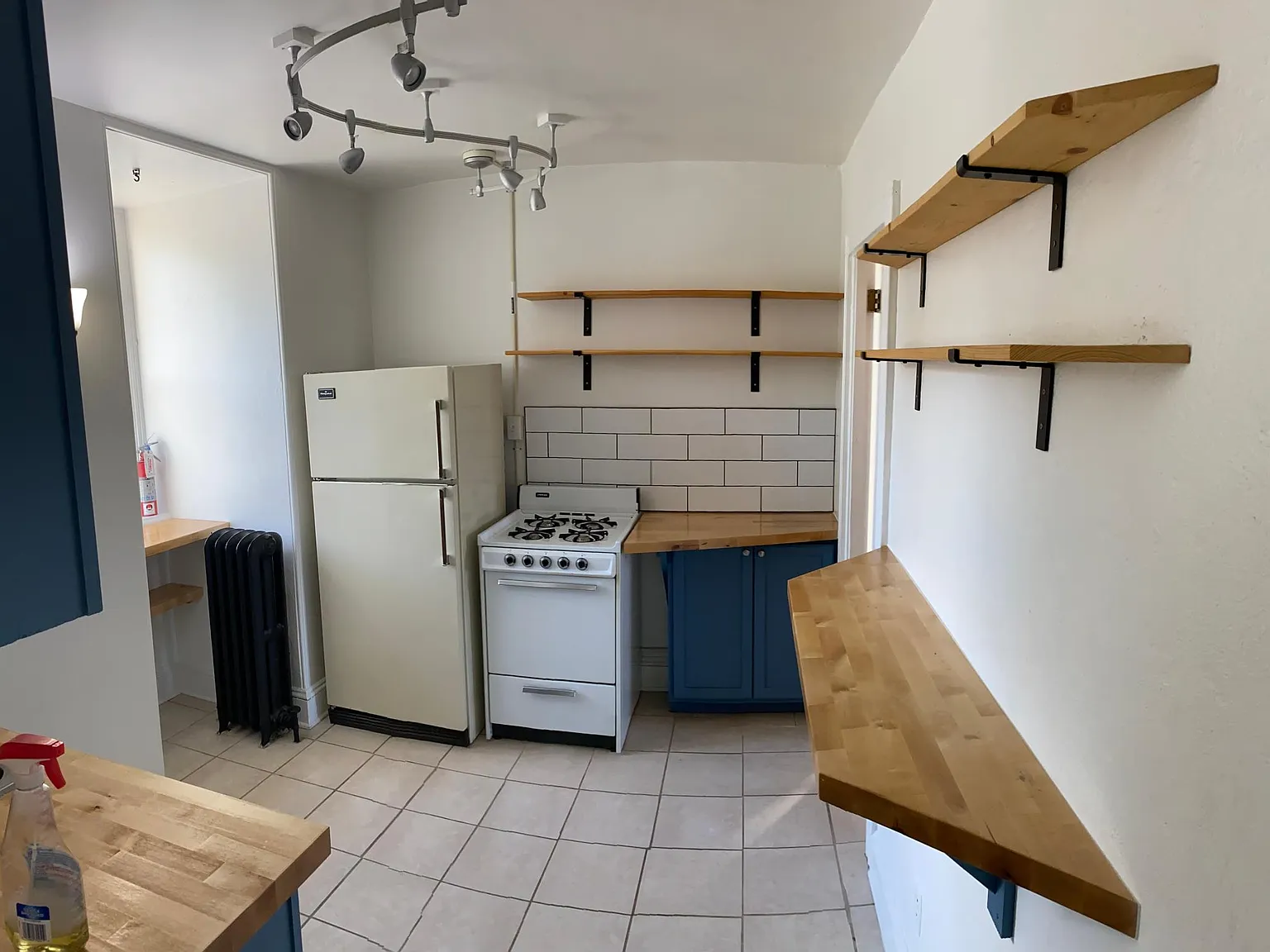 140 W Main St — Photo 3