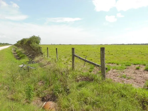 Helms Rd, Lake Charles, LA 70607