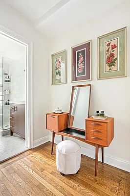 Sold by Douglas Elliman | media 6