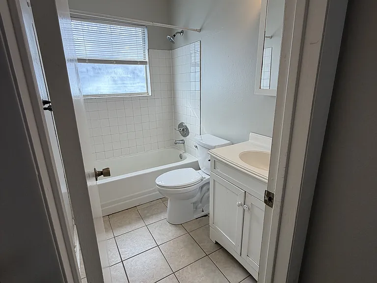 1309 S Washington Ave #3 — Photo 8