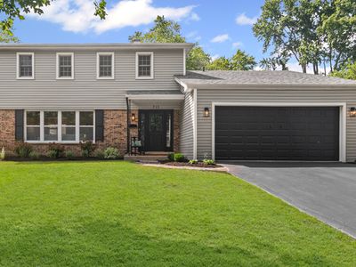 715 S Dymond Rd, Libertyville, IL, 60048