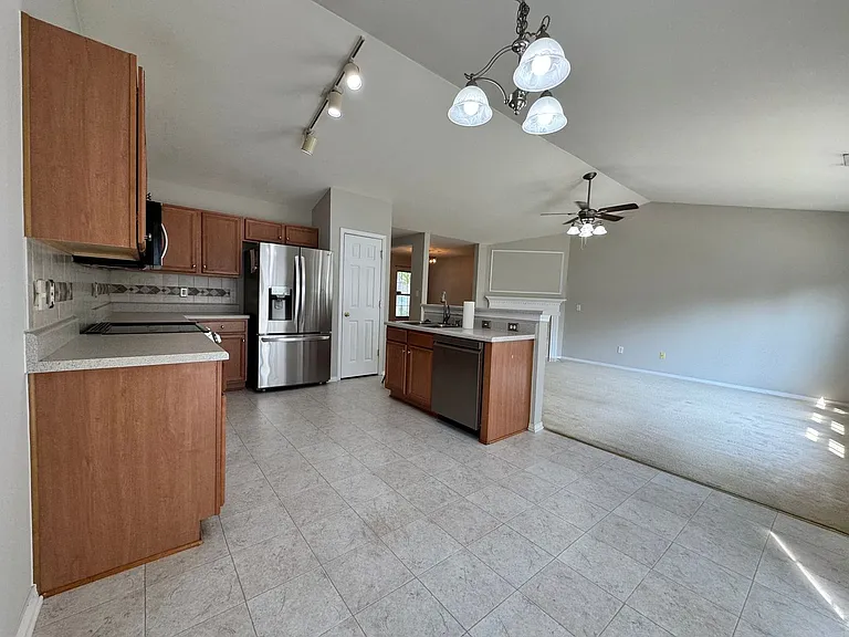 5337 Thunderidge Dr — Photo 12