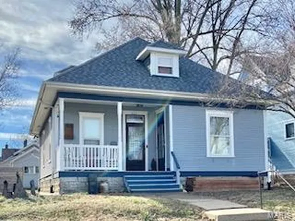 823 Adams St, Saint Charles, MO 63301