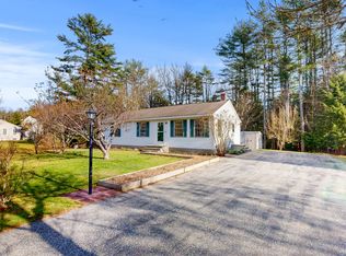 60 Crossing Brook Rd, Cumberland, ME 04021