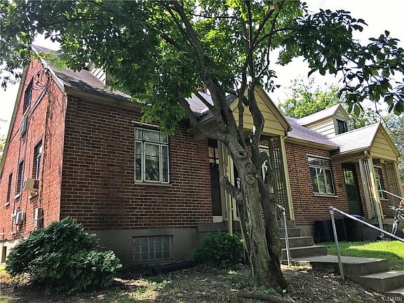 5th image of 502 Lonsdale Ave