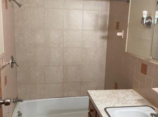 18 Pomona St, Springfield, MA 01108