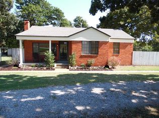 826 N Douglas Blvd, Midwest City, OK 73130
