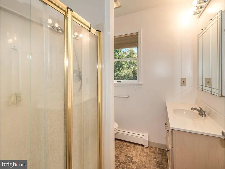 412 Norristown Rd — Photo 21