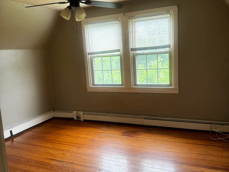 2100 Lancaster Ave — Photo 12