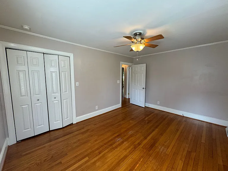 108 Morris Ave — Photo 11