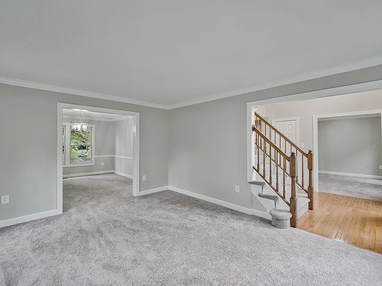 4287 Exeter Dr — Photo 6