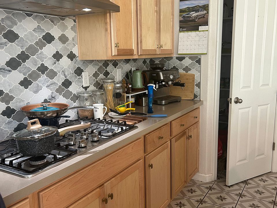 2nd image of 2036 Karen Pl