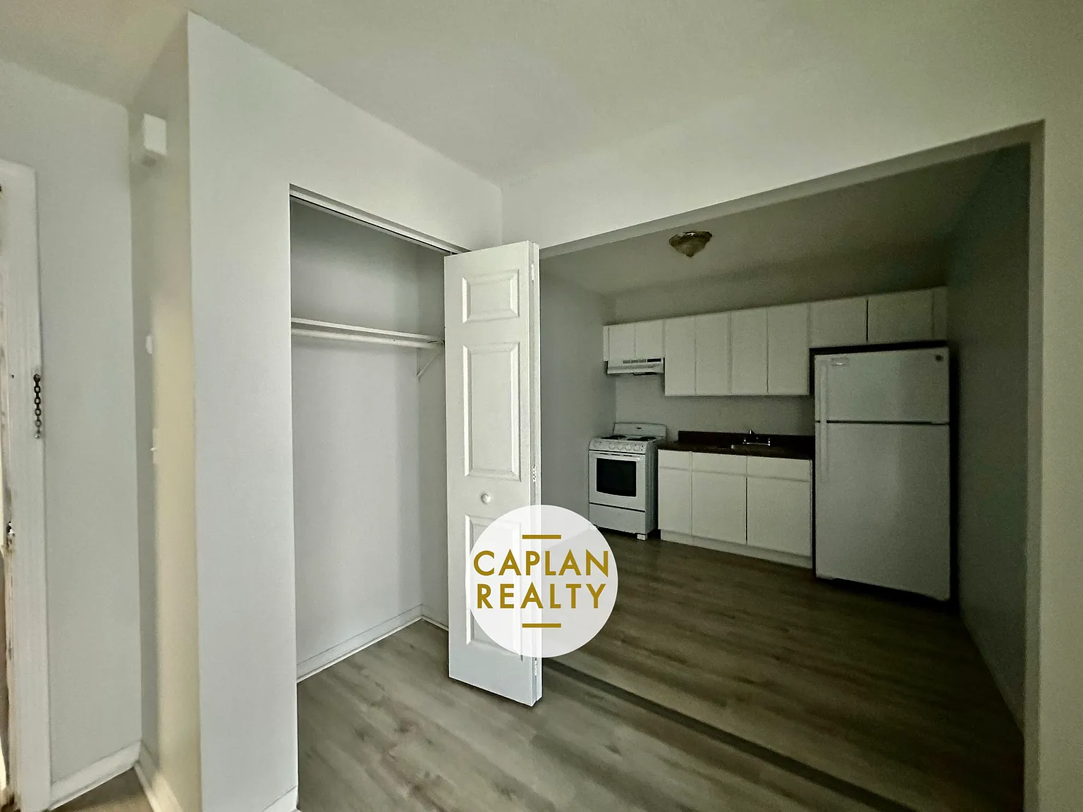 1 bed, 550 sqft, $1,350 — Photo 3
