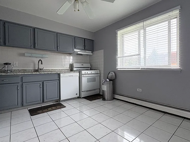 1225 Woodbury Ln #2B — Photo 16
