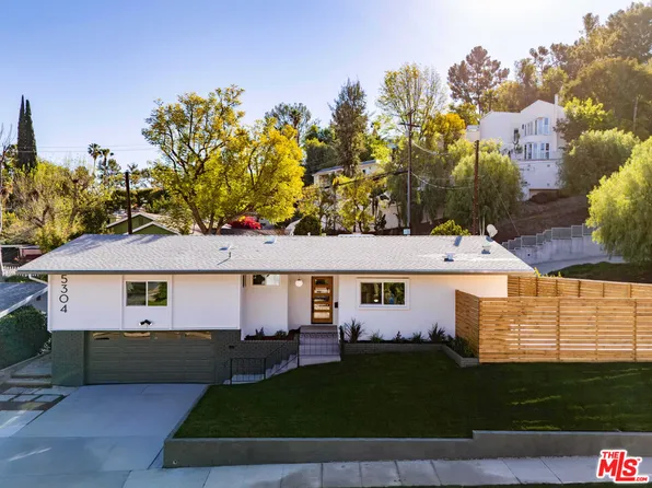 5304 Baza Ave, Woodland Hills, CA 91364
