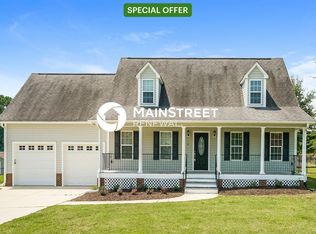 18 Gardner Lake Dr, Willow Spring, NC 27592