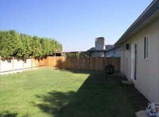 6807 Clinton Way, Yakima, WA 98908