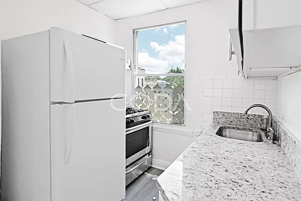 Rented by Coda Real Estate NYC | media 2