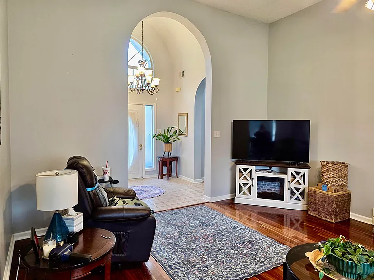 266 Bouldincrest Ave — Photo 4