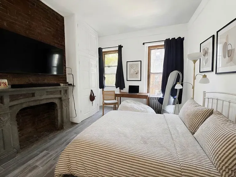 13 Saint Marks Pl #5F — Photo 3