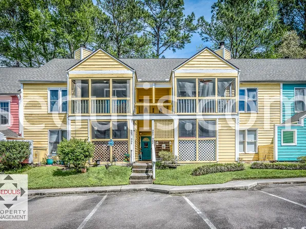 903 Peacock Pl #1, Summerville, SC 29485