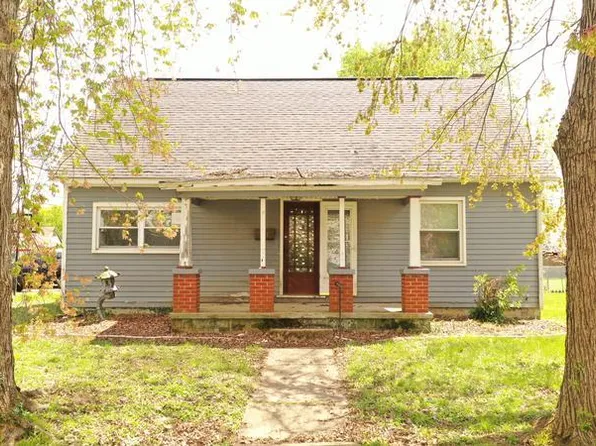 313 E Pike St, Vevay, IN 47043