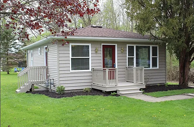2 bed, 720 sqft, $1,400 — Photo 1
