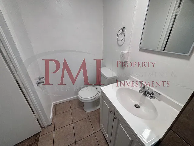 517 E. Las Cruces #3 — Photo 18