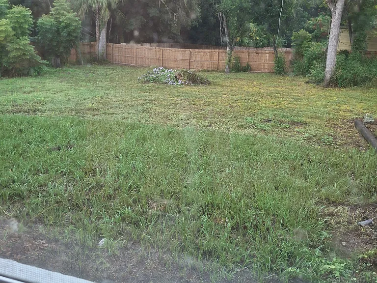 781 Macy Ave — Photo 8