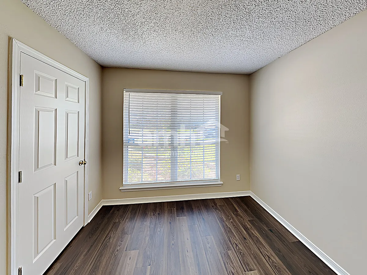 Building Photo - 6253 N Ironside Dr
