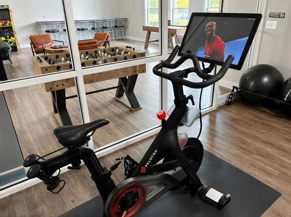 Anthos at Lexington Place