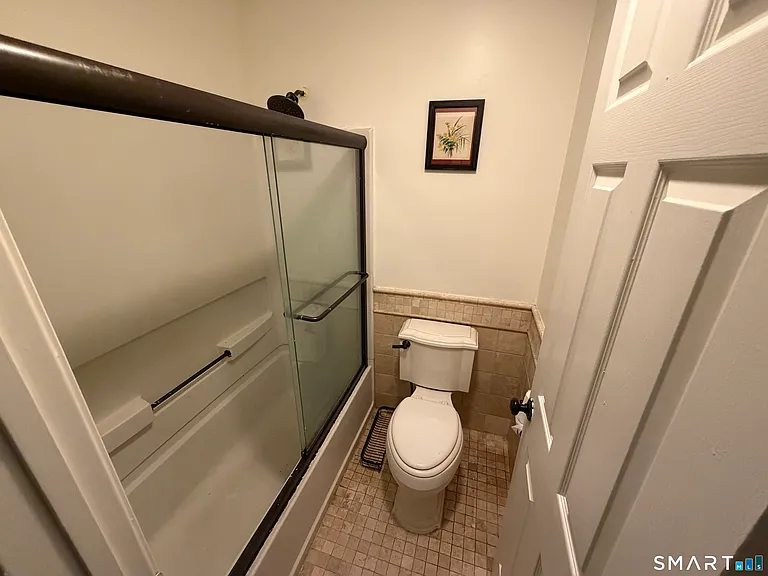 213 Old Pond Ln #213 — Photo 16