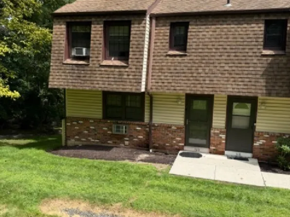 120 Homestead Lane #120, Brookfield, CT 06804