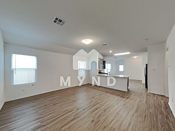 3rd image of 233 Majestic Cedar Dr