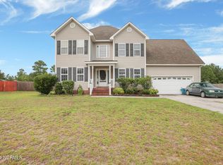137 Harvest Moon Dr, Richlands, NC 28574